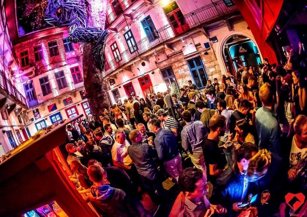 doboz Top 10 best clubs of Budapest